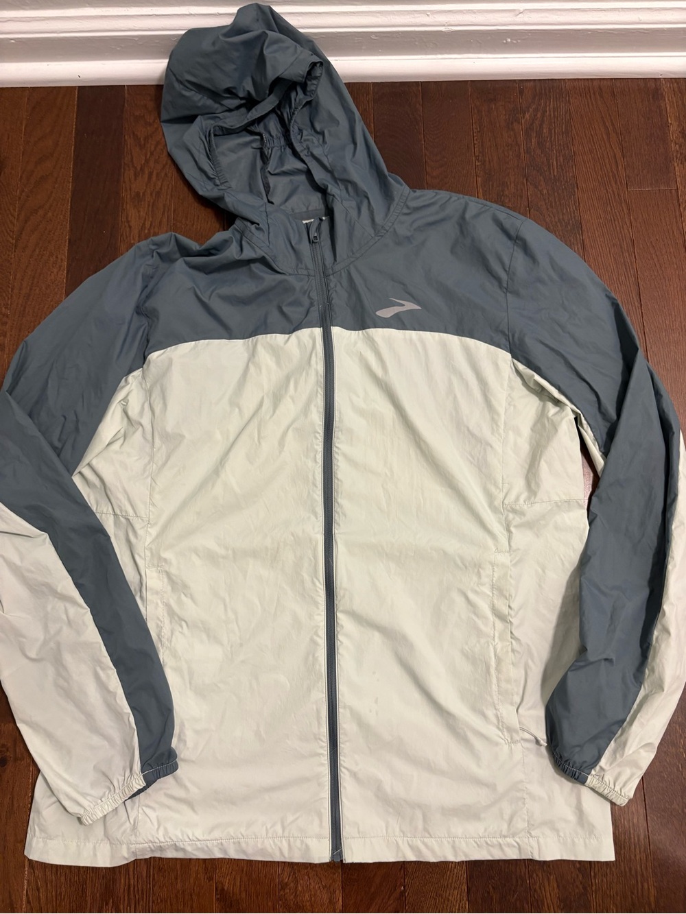 Brooks Canopy Lightweight Running Windbreaker Jacket Men's Medium Gray Sage